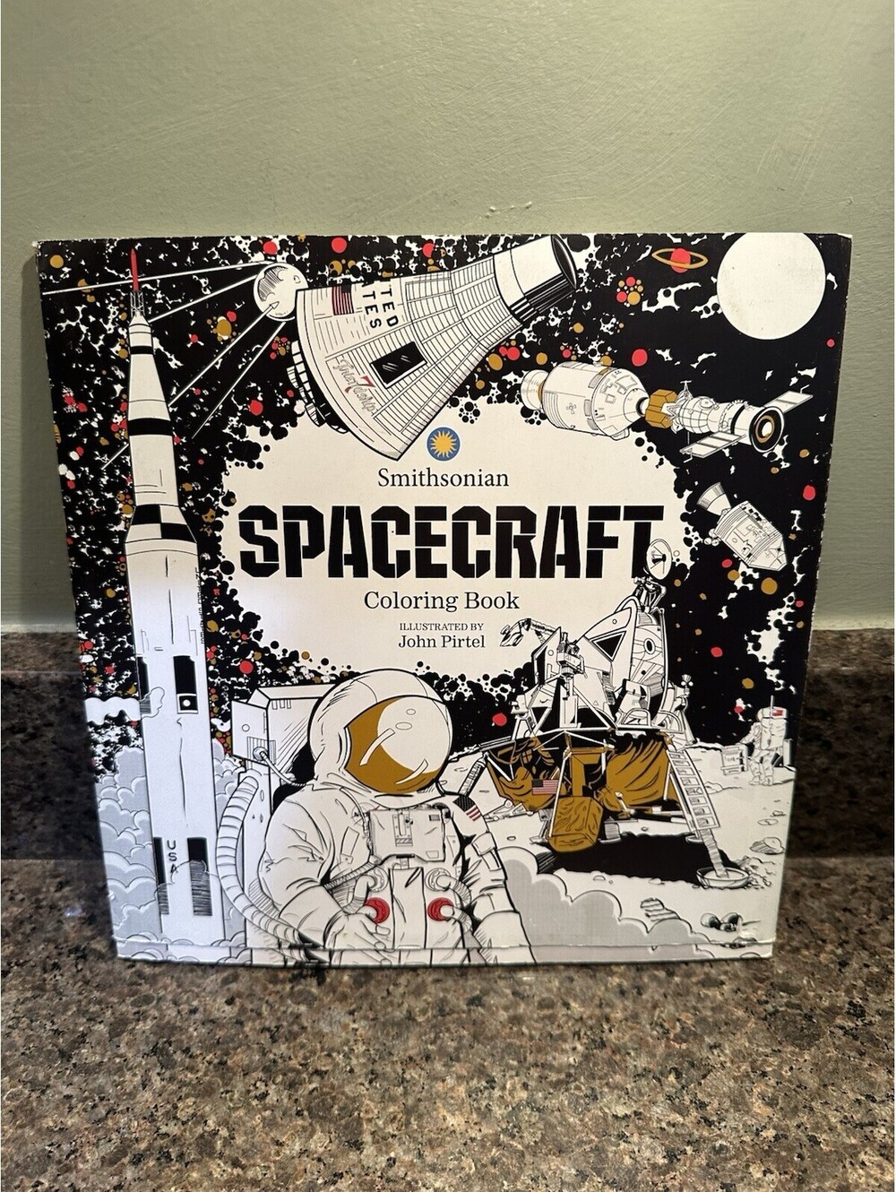 Spacecraft: A Smithsonian Coloring Book, Smithsonian Institution, Excellent Book